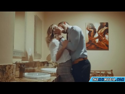 ❤️ Wanneer een rondborstige blondine je verleidt in een openbaar toilet ❤️ Quality sex at us nl.porngifmag-com.ru ❌❤